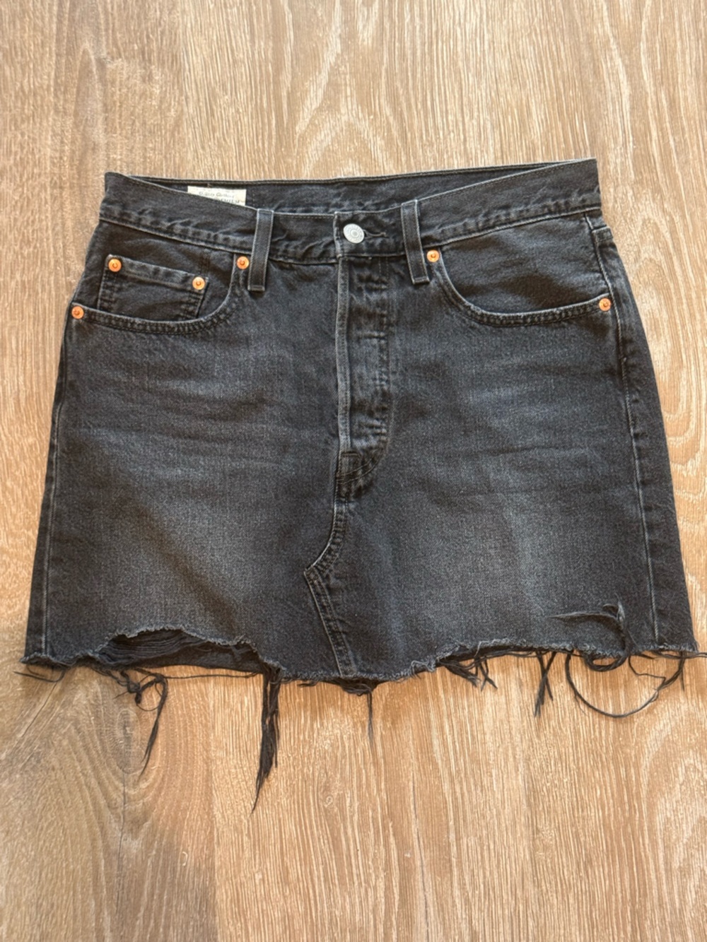 Black denim Levi skirt 28 size 6 small